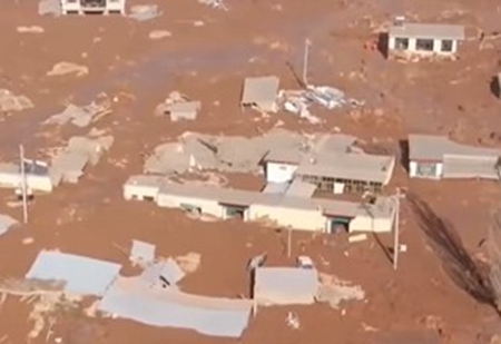 圖 地震引發泥石流 青海村莊被淹沒 疑死亡慘