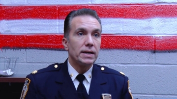 纽约市警109分局新局长到任 誓言打击犯罪