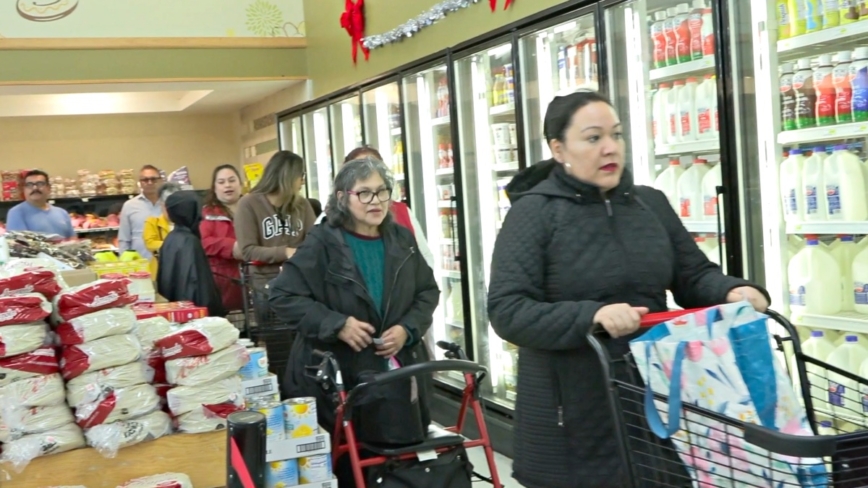 南加超市大排長龍 拉丁裔居民節前買麵團