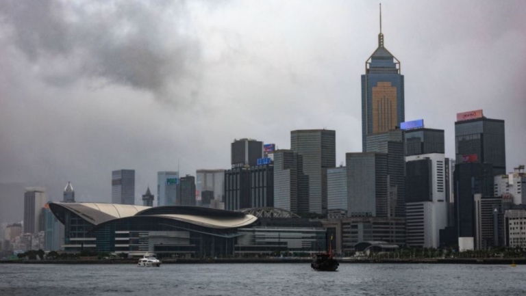 外企駐港地區總部大減、創新低  美資撤離最多　