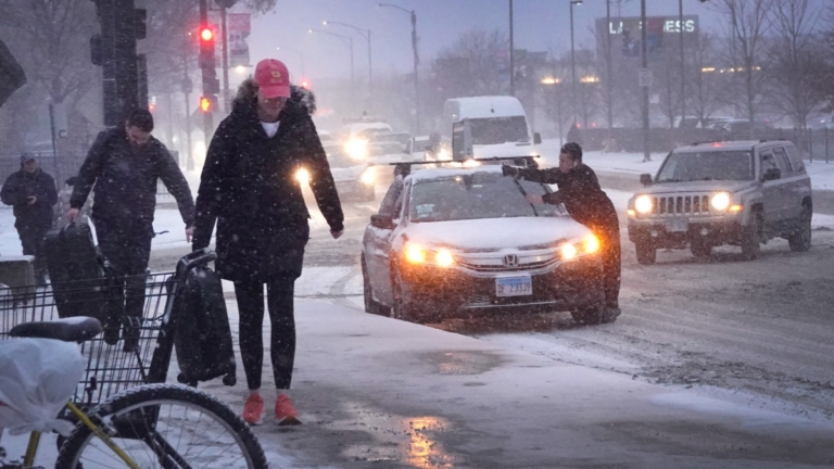 白色聖誕歸家難 暴風雪席捲美國中西部