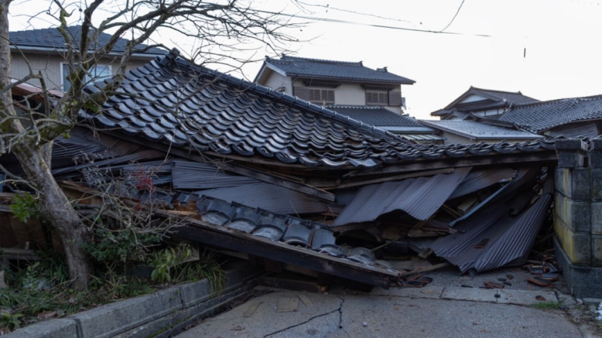 日本石川能登半島地震 大火烈焰衝天、道路毀損（組圖）