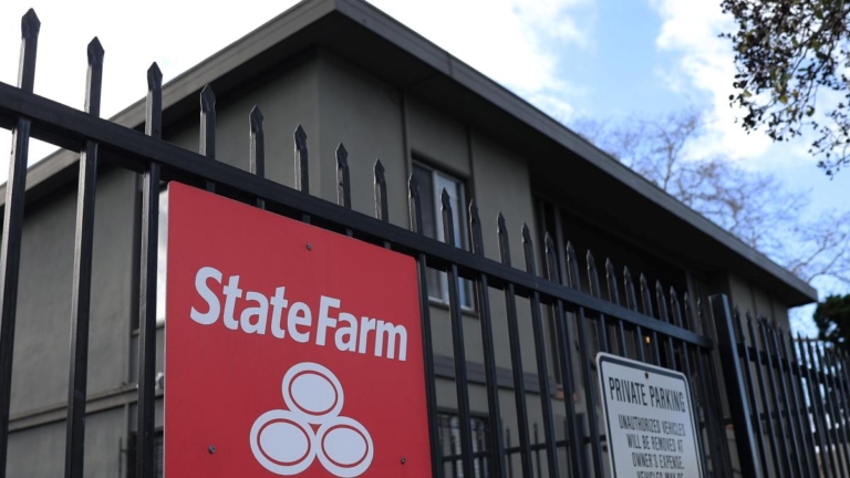 加州屋主艱難 State Farm房屋保費將漲20%