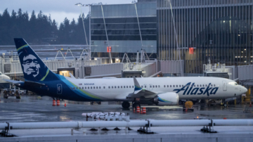 阿拉斯加航空波音737空中事故 緊急安全迫降