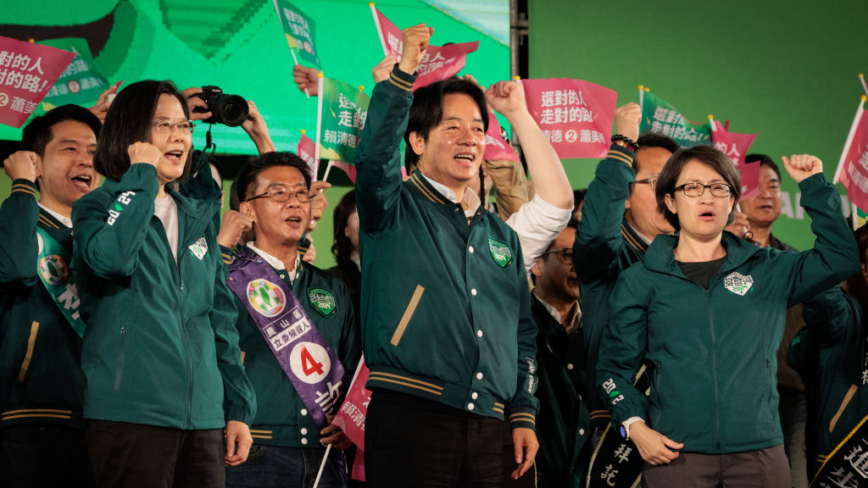 台湾大选最后超级星期天 三党候选人齐聚高雄造势