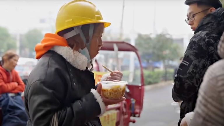 《如此打工三十年》成中國禁片 民眾翻牆看