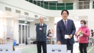 賴清德台南投票：台灣民主得來不易 鼓勵踴躍投票