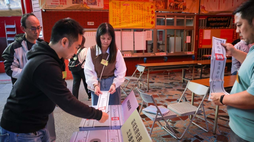 台湾立委选举开票5小时 三党政党票均未过半