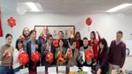 【紐約聚焦】：慶祝中國新年 華人家長會辦「親子做燈籠」