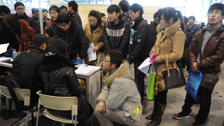 中國失業率估超五成 民眾盼「保命」