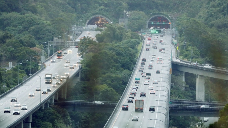 過年連假開跑！雙鐵初三高峰、國省道初二最塞