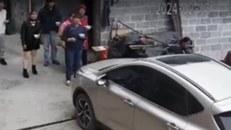 廣西多處地震引恐慌 有人全家端著飯碗向外逃跑