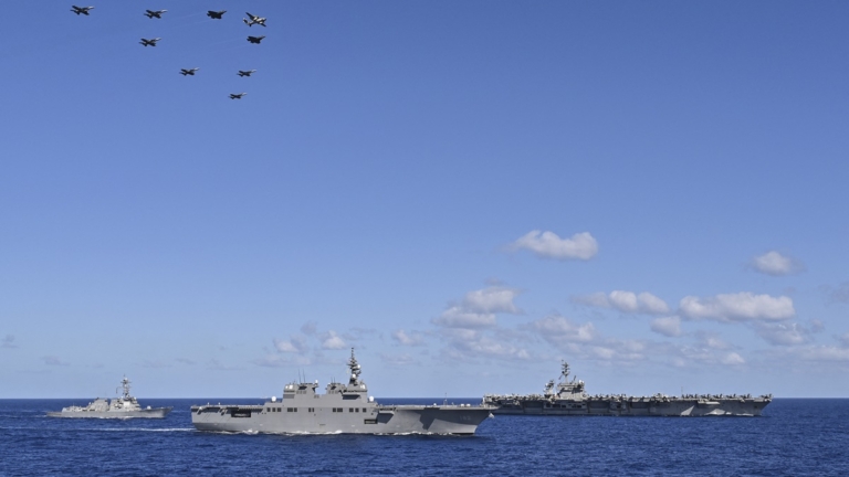 強化西太平洋軍事力量 美國五艘航母將空前齊聚