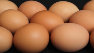 膽固醇高的人一天能吃多少雞蛋？