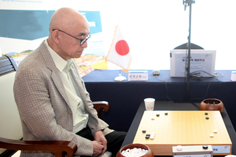 農心盃元老賽鬥法 武宮正樹「宇宙流」更勝一籌