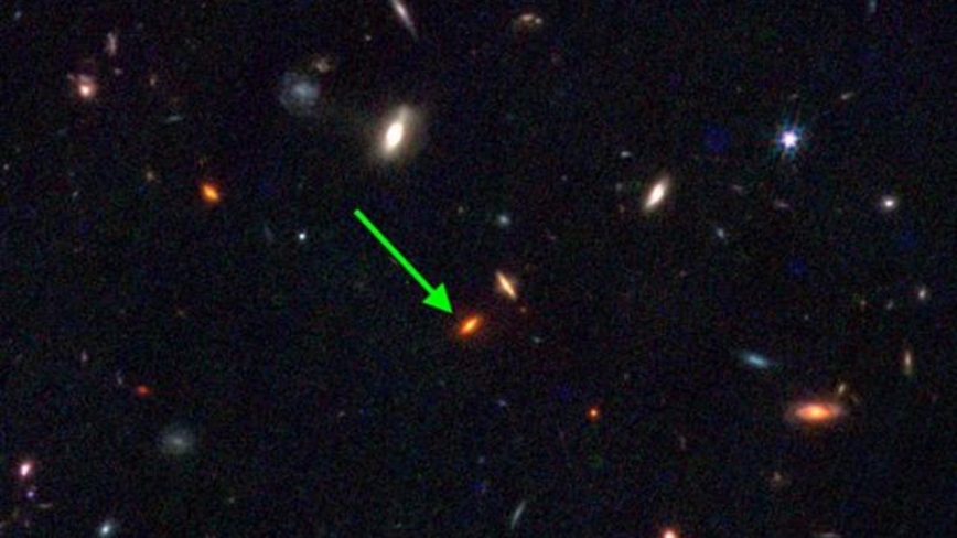 韋伯太空望遠鏡發現神祕的超大古老星系