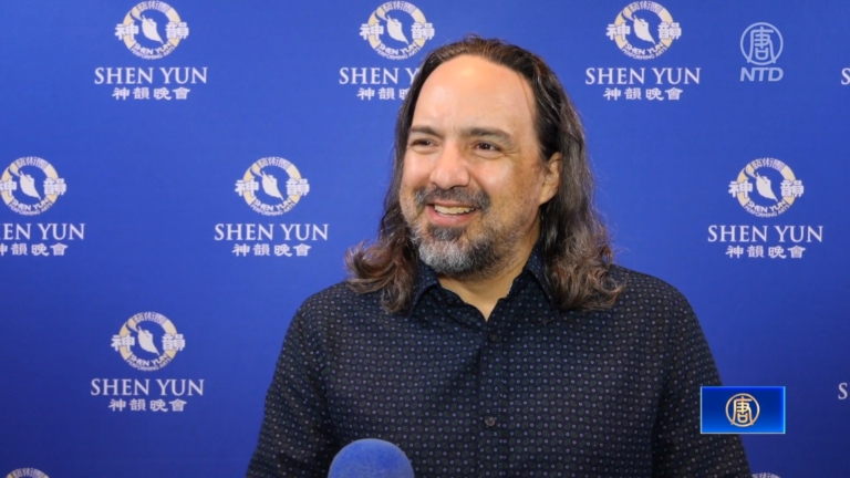 拉丁格萊美獎音樂製作人：神韻音樂令人驚歎