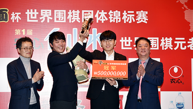 農心盃：奇跡！申真諝「千里走單騎」一桿清台