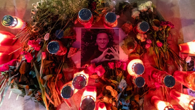 納瓦尼發言人：當局已將遺體移交給家屬