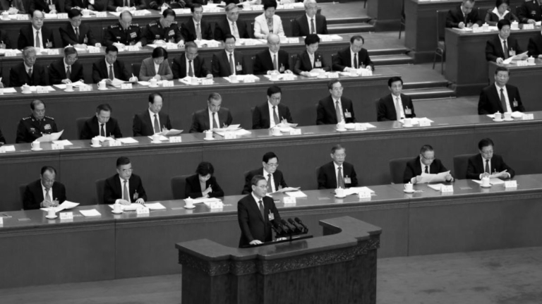 德媒：黨官坐在債務墳墓裡而定時炸彈閃著亮光