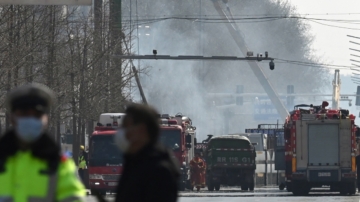 河北燕郊爆炸 瞬间沦废墟 央视直播遭驱赶