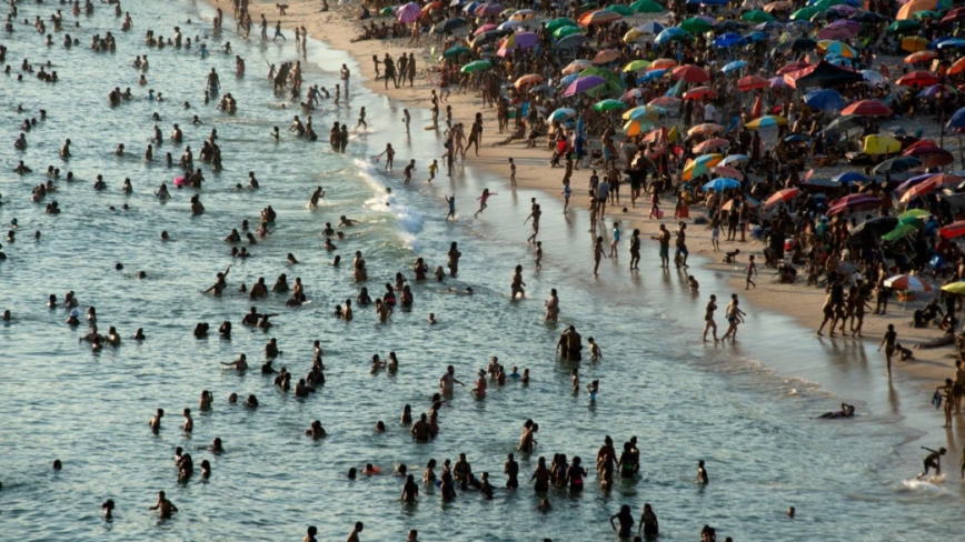 体感温度达62.3度 巴西里约热内卢酷热指数创10年新高