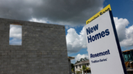 美国新房销售意外下滑 房价处两年半低点