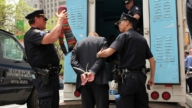 美國逮216名涉毒非法移民 專攻「庇護城市」