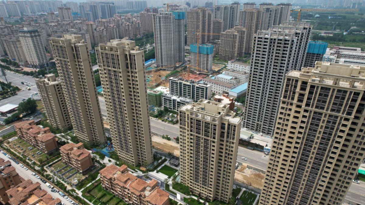 [新聞] 中國斷崖式賣房：虧100萬也賣不出 房主做