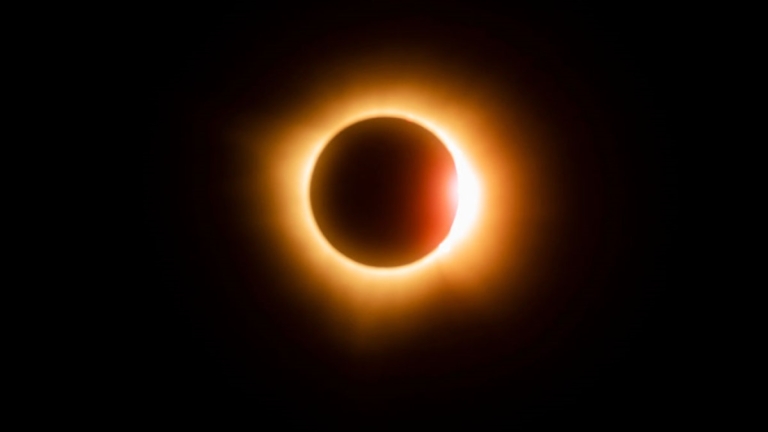 爭睹日食 墨西哥海岸滿員 加拿大破吉尼斯紀錄