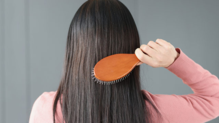 頭皮按摩器能促進頭髮生長？ 專家這麼說