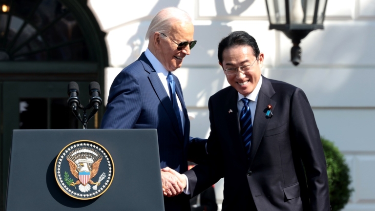 【禁聞】圍堵中共 美日菲領袖峰會即將登場