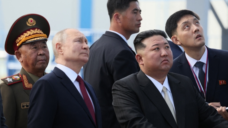 金正恩願與普京站一起 中國網民群嘲：怕被美國揍