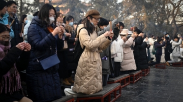 中国工作难找 年轻人涌向寺庙求职