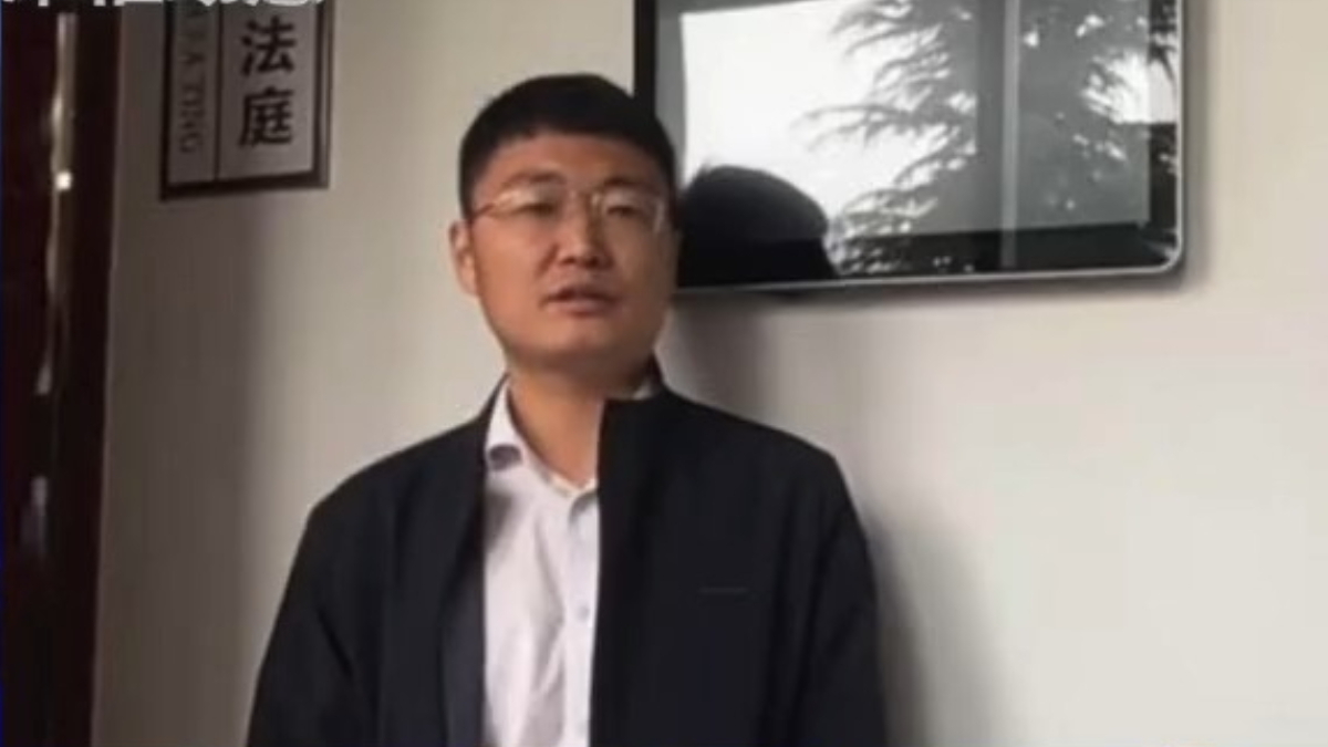 【禁闻】4月18日维权动态 张岳兵案开庭 律师被抢手机删照片