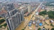 广东罕见洪灾淹没多地 数人死亡 北京现异象