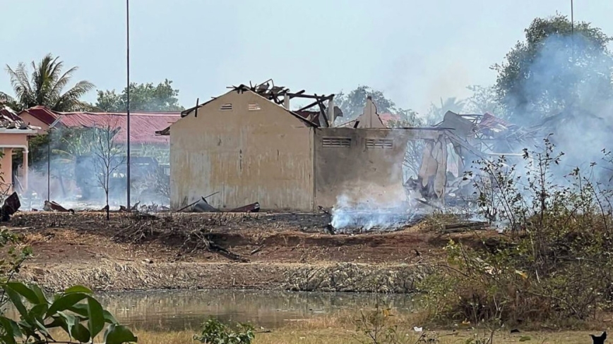 柬埔寨西部軍事基地彈藥庫爆炸 釀20官兵喪命