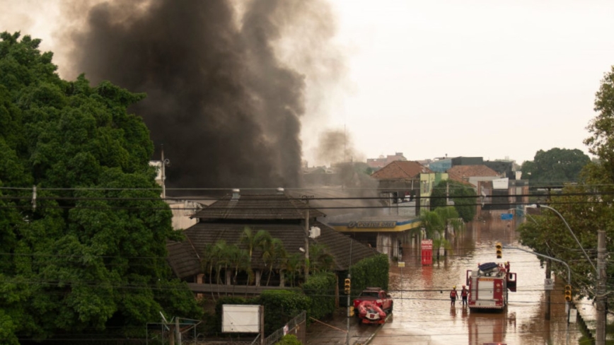 巴西南部洪災增至57死 加油站淹水爆炸