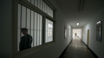 中国疫情持续蔓延 前中共官员揭监狱疫情惨状