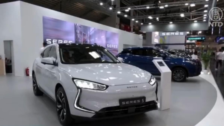 【財經簡訊】美國將對中國電動車徵收關稅   美國週申請失業救濟人數創8個月新高