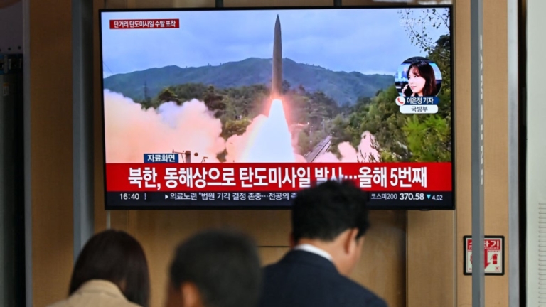 金與正否認供俄武器 朝鮮再發射飛彈挑釁