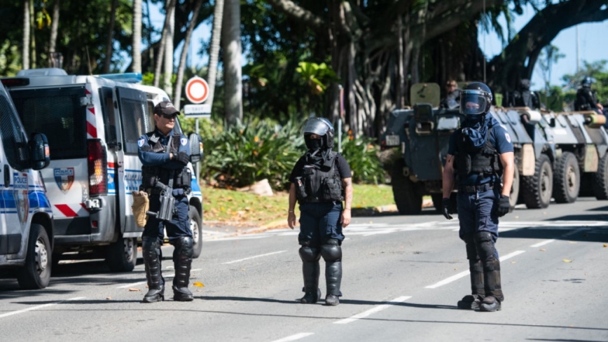新喀里多尼亞動亂 法控制通機場路線 奧運聖火傳遞取消