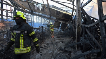 俄袭击乌克兰哈尔科夫商场 致14死43伤