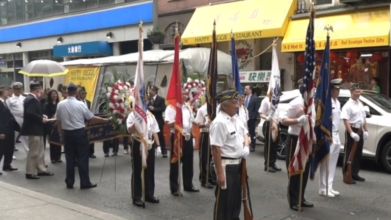 美國國殤日 華裔退伍軍人會遊行悼念烈士