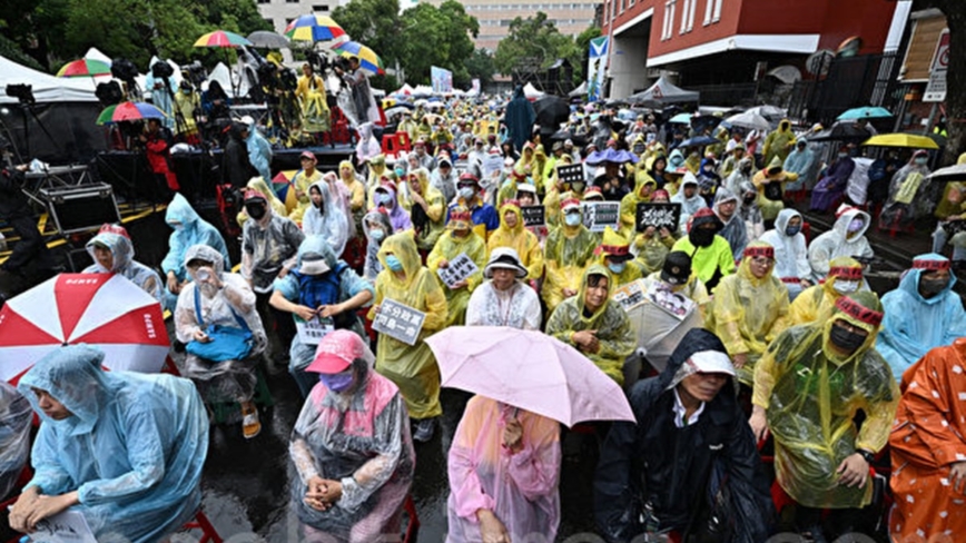 反对国会滥权 台湾15县市串联再上街