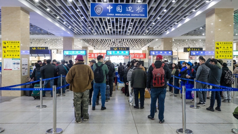 入境中國手機查驗僅涉間諜？專家質疑