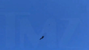 5月30日國際聚焦 美軍「藍天使」飛行表演 疑似邂逅UFO