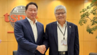 【财经100秒】SK会长拜会台积董座魏哲家 加强晶片合作