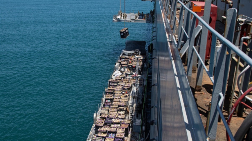 加沙临时码头完成修复 恢复运送援助物资