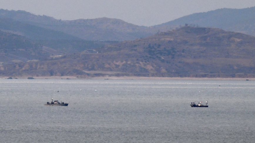 撞船后逃逸 两名中国船员被韩警方“紧急逮捕”